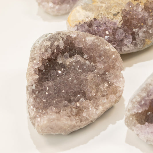 Small Assorted Amethyst Geodes - 3-5 cm (aprox 1KG) 4-6 pieces