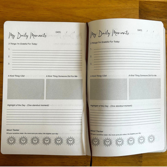Black Gratitude Journal with Silver Lining - 120 pages - I am Thankful For